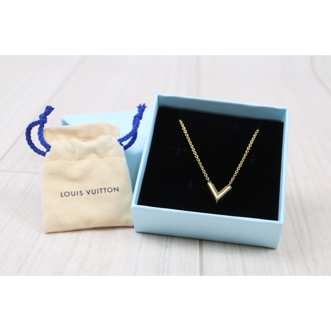 Rank A ｜ LV Collier Essential V Necklace ｜24042913