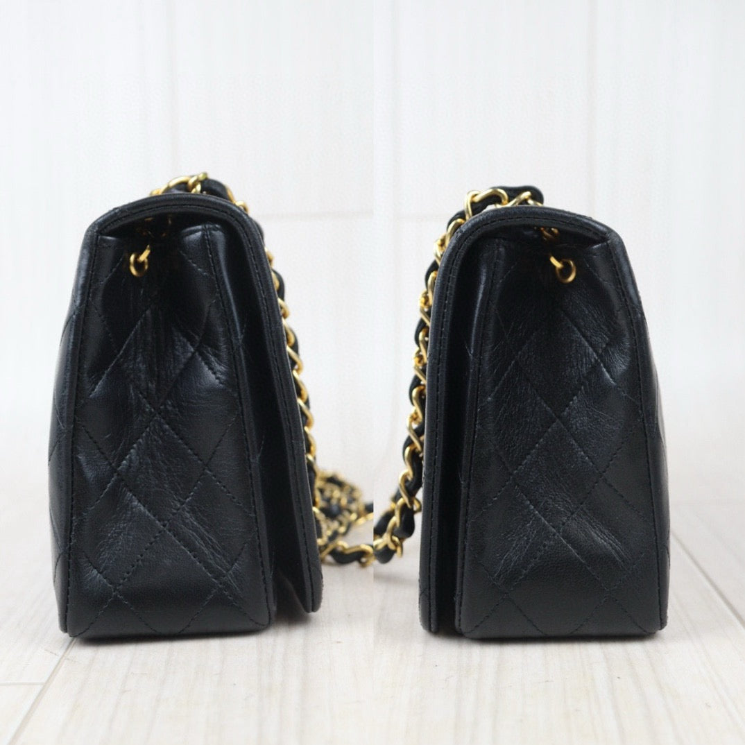 Good ( Rank AB)｜ CHANEL Matrasse Lamb Skin Chain Bag Made in 1989-1991 Year｜24082202