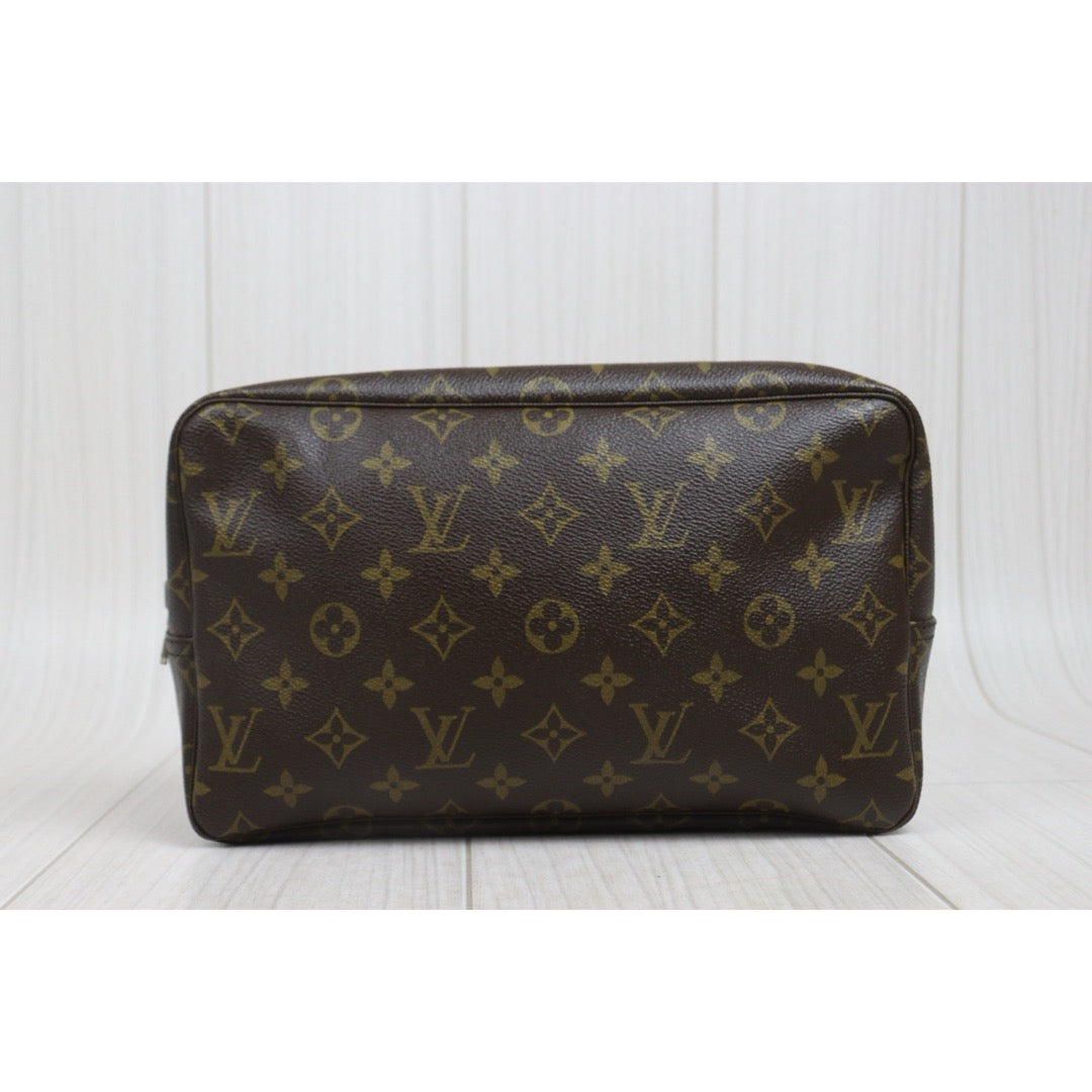 Include Entrupy Certificate of Authenticity｜Good ( Rank AB)｜ Louis Vuitton Truth Toilet 28 Monogram Makeup Pouch｜26073005