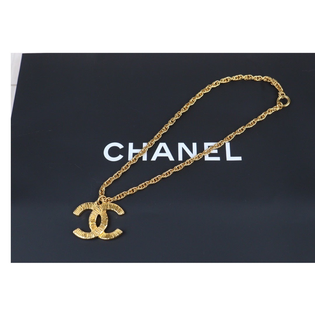 Rank A ｜  CHANEL Vintage Coco Mark Necklace Gold Made In 1993 Year｜23110213