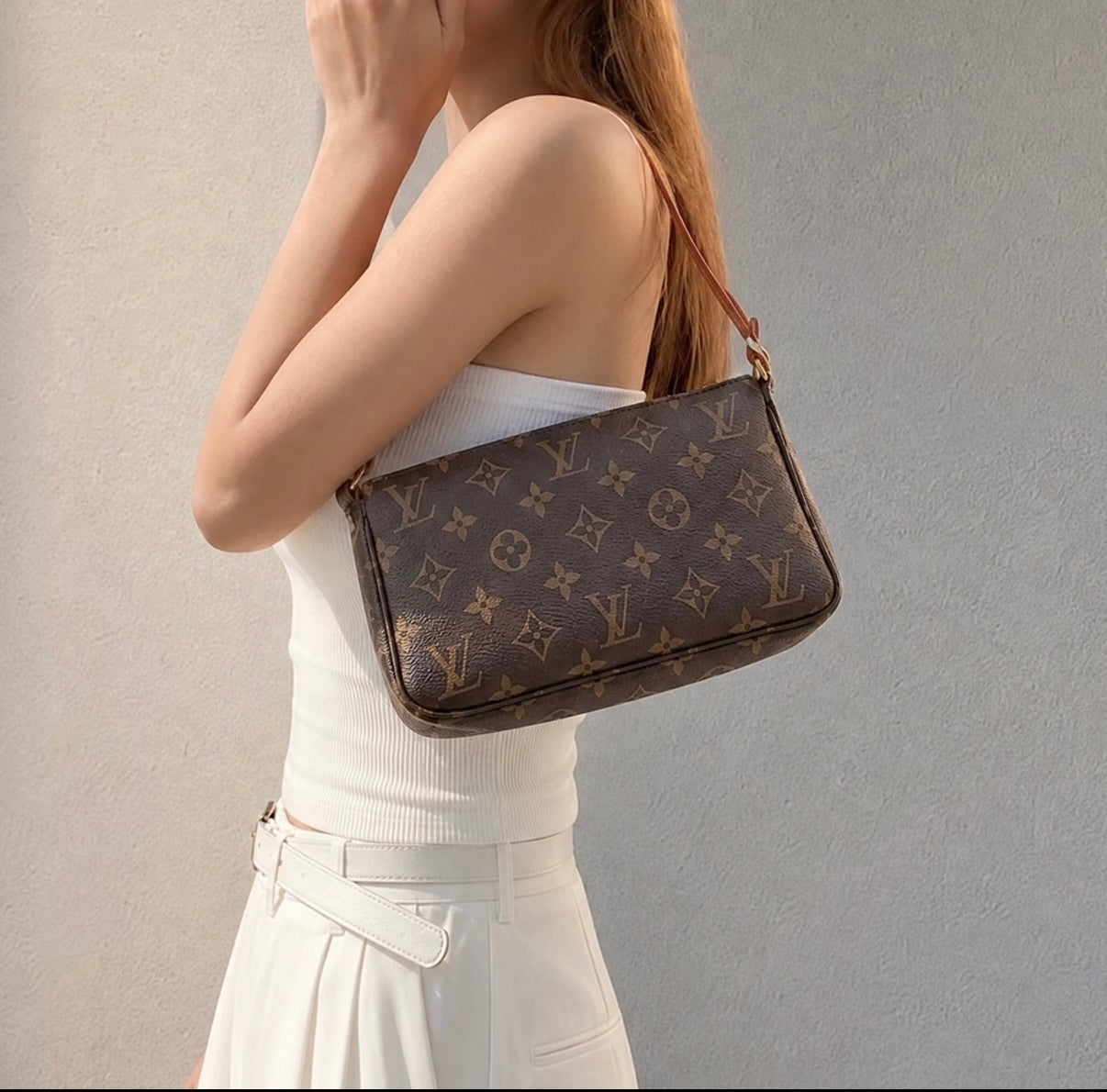 Include Entrupy Certificate of Authenticity｜Good ( Rank AB) ｜ Louis Vuitton Monogram Pochette Accessoire｜26082801