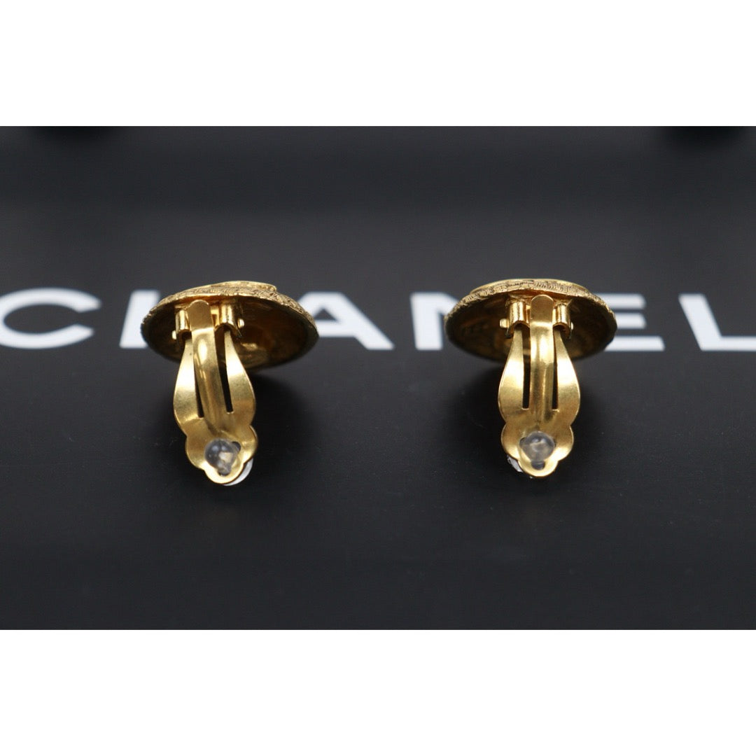 Very Good ( Rank A) ｜ CHANEL Coco Mark  Weave Gold Earrings Made In 1992Year ｜25112505