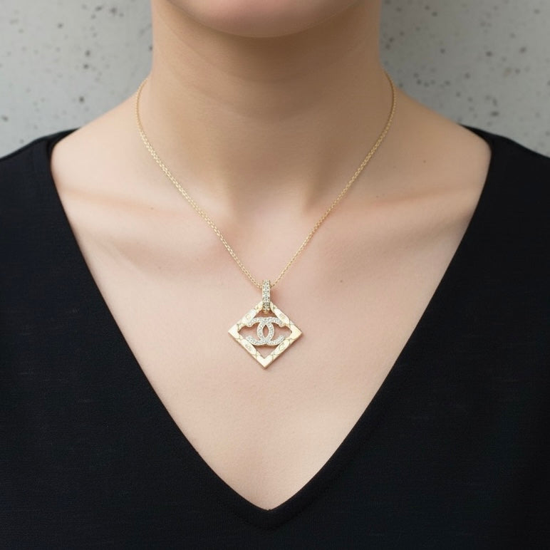 Include Authentic Detective Certificate of Authenticity｜Excellent（Rank SA） ｜ CHANEL B25P  Coco Mark  Argyle Cutout Rhinestone  Necklace｜S26062103