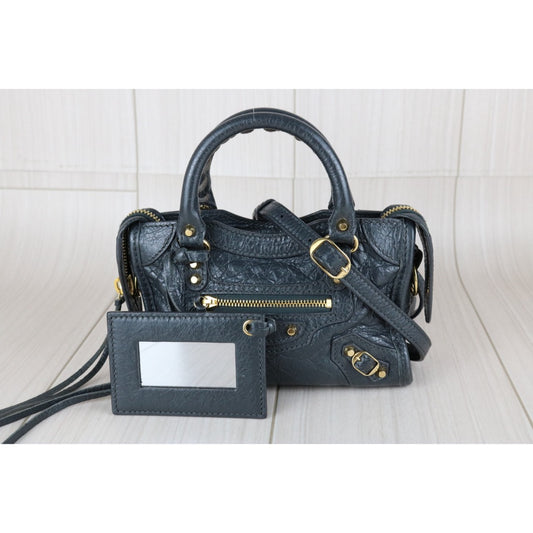 Good ( Rank AB)｜Balenciaga nano classic city Shoulder Bag Grey Golden Hardware｜S25070702