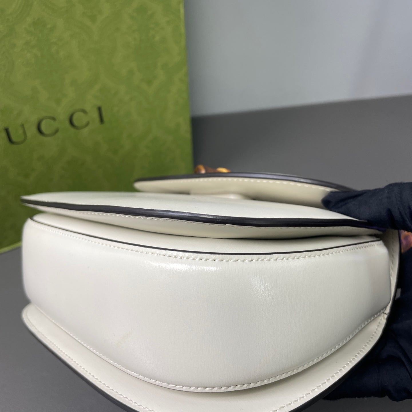 First installment 1/3｜ Very Good ( Rank A) ｜  GUCCI Bamboo Leather White Hand Bag
