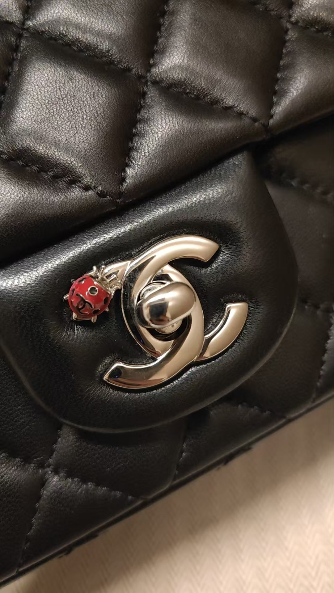 CHANEL Matrasse Single Flap 20 Shoulder Bag ladybug