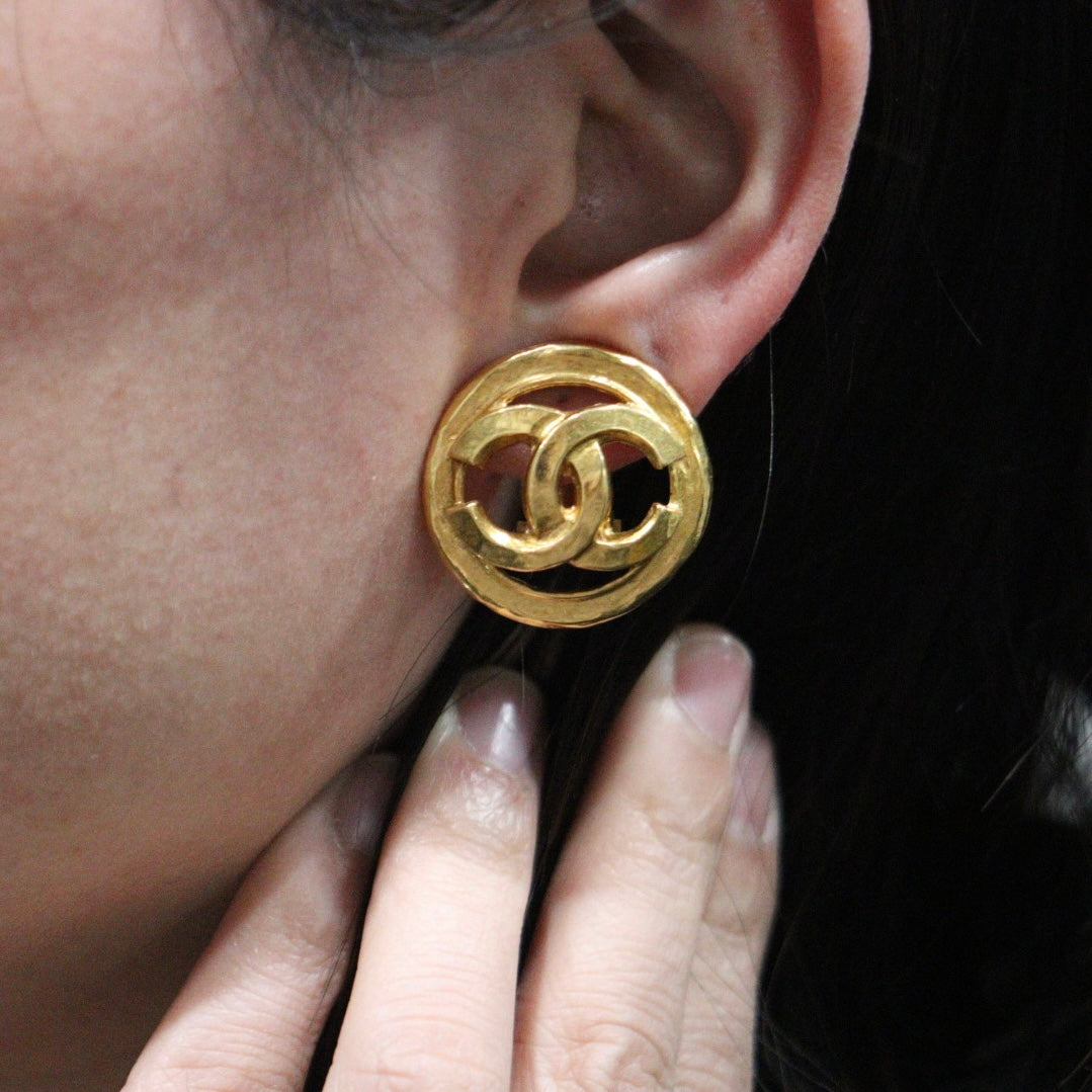 Rank A ｜CHANEL Coco Mark Gold 24 Plated Earrings ｜24010507