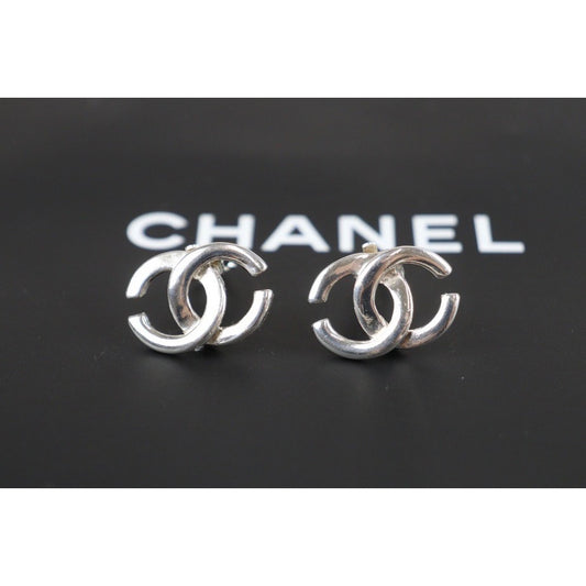 Rank A ｜CHANEL Vintage Coco Mark Silver Plating Earrings Made In 2001 Year ｜23101201