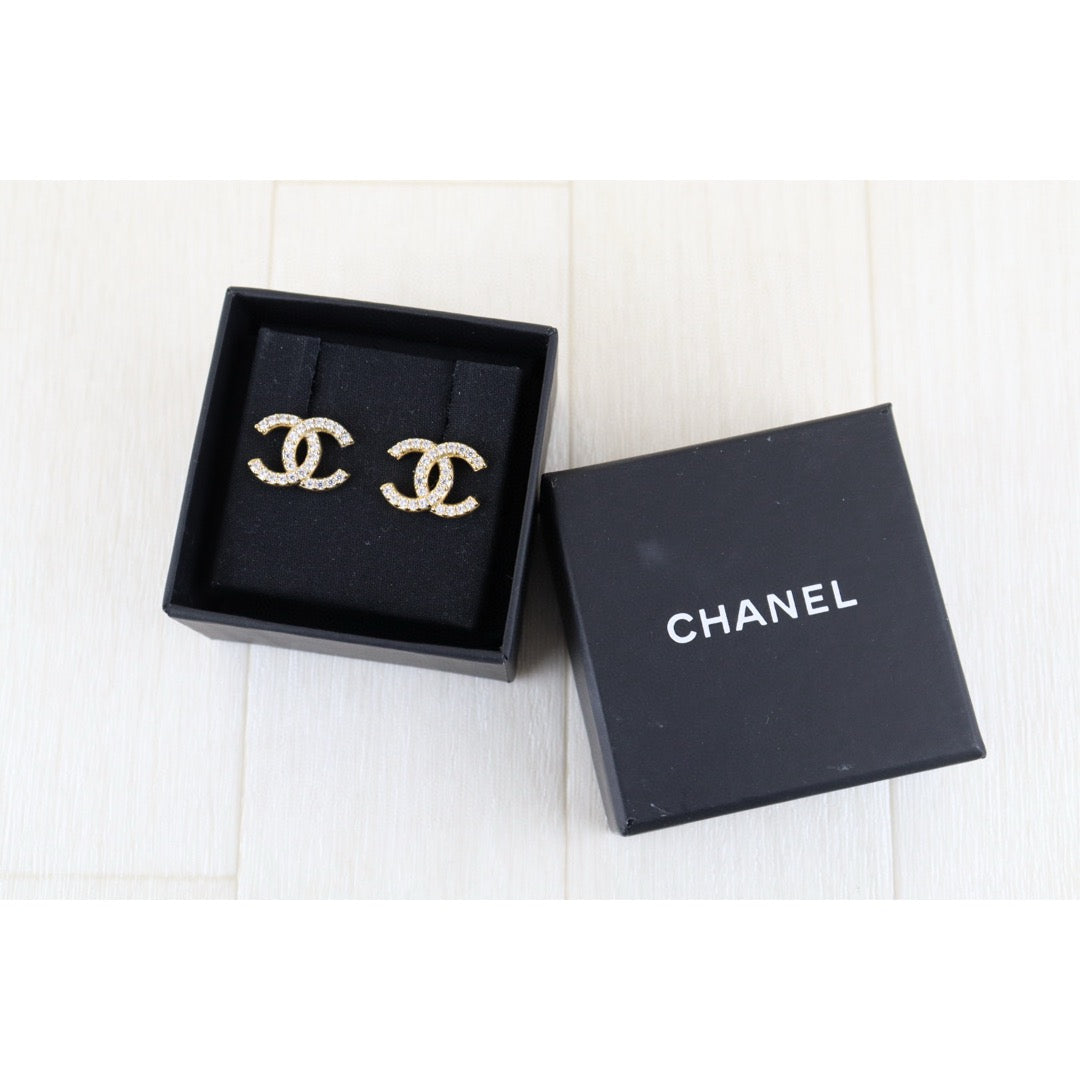 Very Good ( Rank A)｜CHANEL COCO Mark Diamond Vintage Earrings ｜H25011107