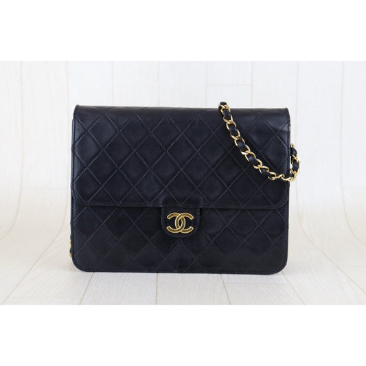 Fair ( Rank B) ｜ CHANEL  Lamb Skin Chain CF 22 Shoulder Bag  ｜H25011101