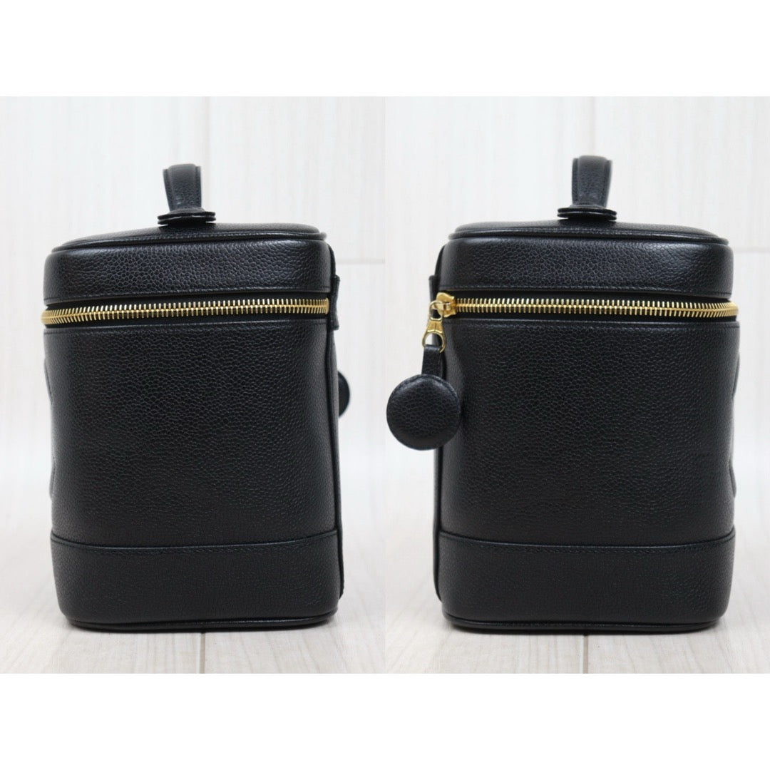 Very Good ( Rank A) ｜ CHANEL Caviar Skin Vanity Handbag  Made In 1996～1997Year ｜25070801