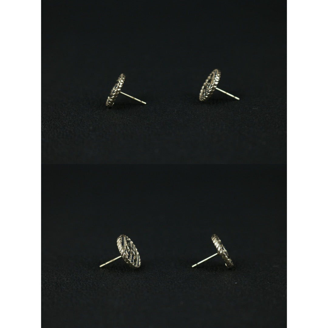 Include Authentic Detective Certificate of Authenticity｜Very Good ( Rank A) ｜CHANEL F19C Coco Mark Cruise Collection Earrings Made In 2019 Year ｜Z26091603