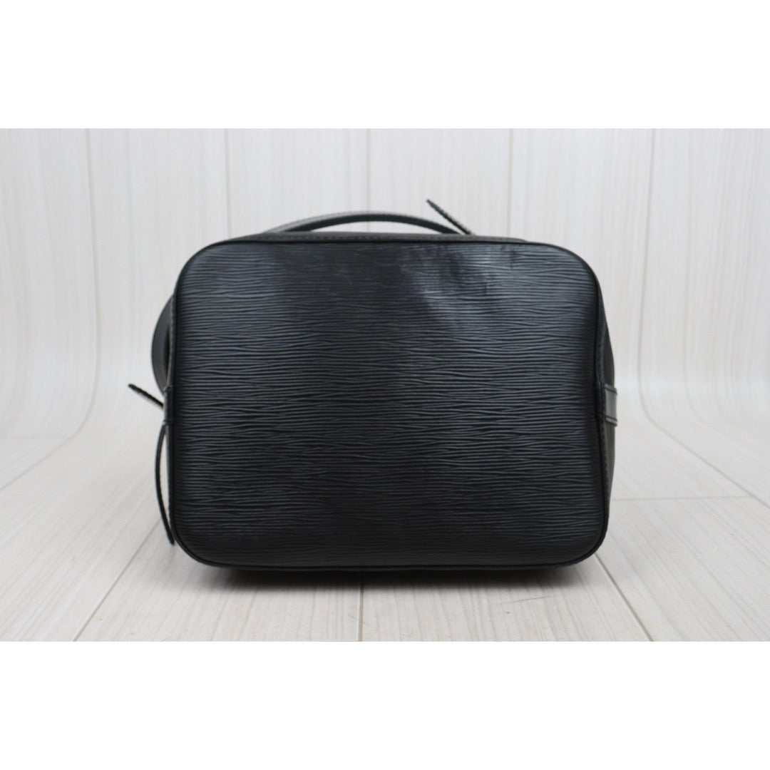 Good ( Rank AB)｜ LV Epi Noe Shoulder Bag Black｜25100604