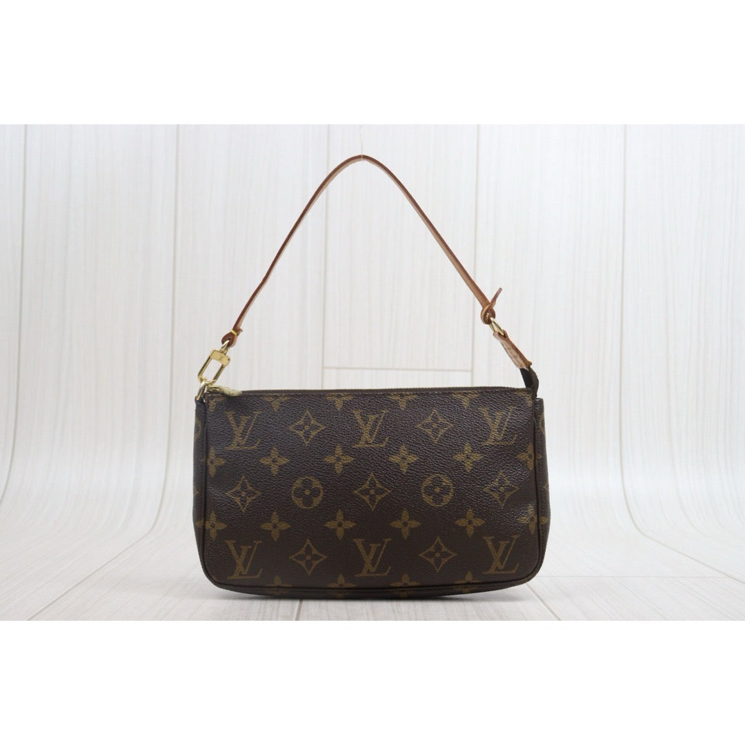 Include Entrupy Certificate of Authenticity｜Good ( Rank AB)｜Louis Vuitton Monogram Pochette Accessoire  ｜26082006