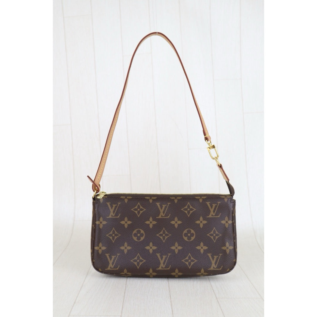 Very Good ( Rank A)｜LV Monogram Pochette Accessoires Current Model｜S25100906