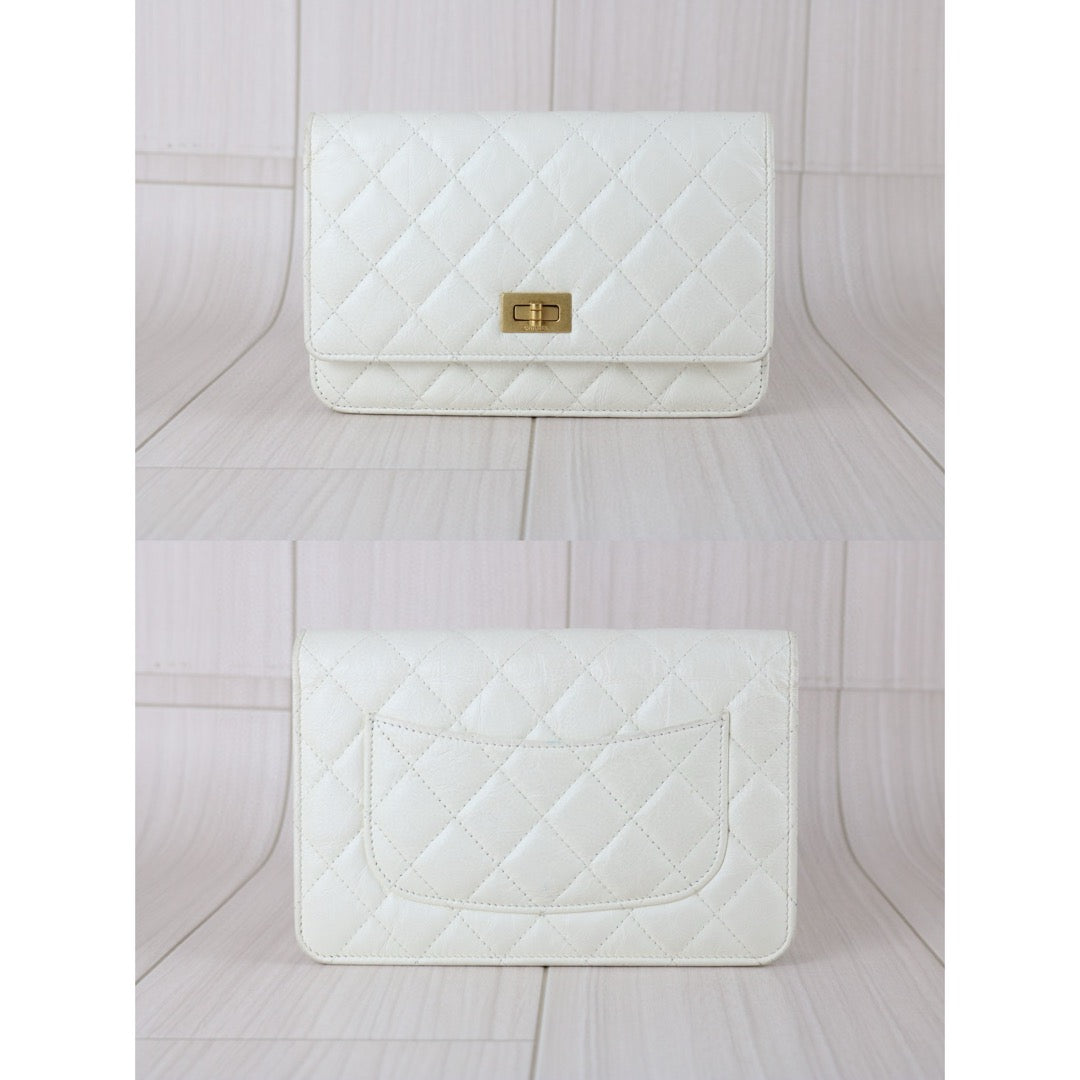 Good ( Rank AB)｜CHANEL 2.55  Aged Calfskin White Shoulder Bag  ｜R24111202