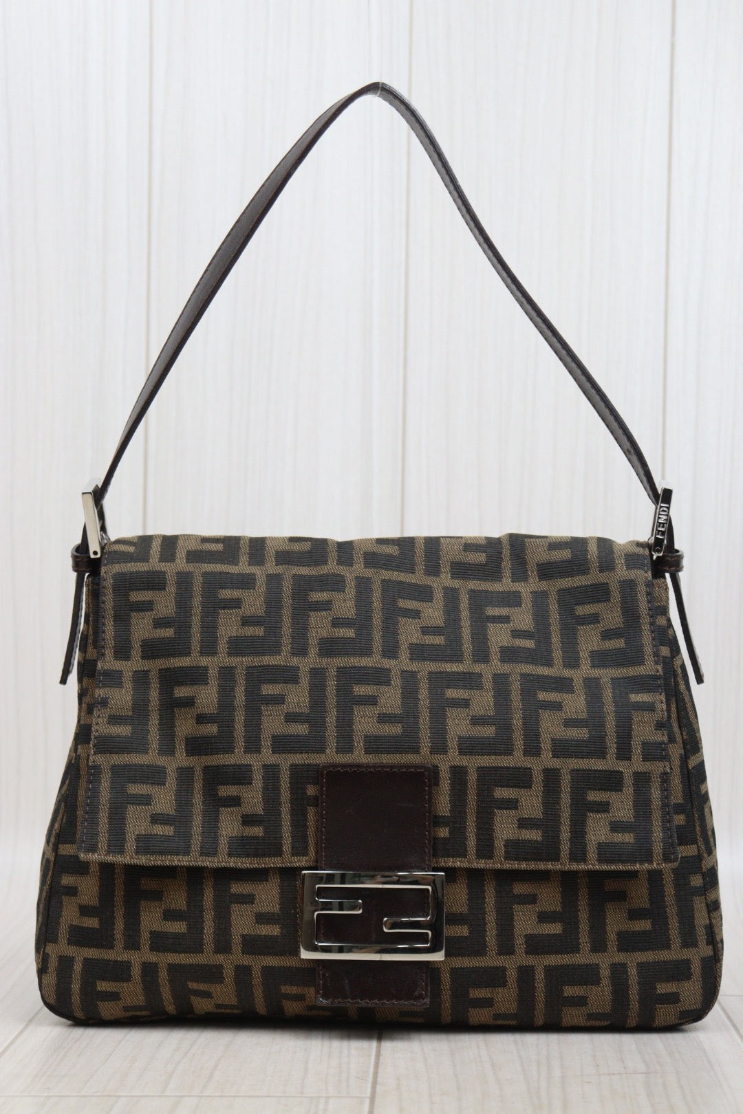Very Good ( Rank A)｜ FENDI Zucca Mamma Baguette Shoulder Bag｜25091207