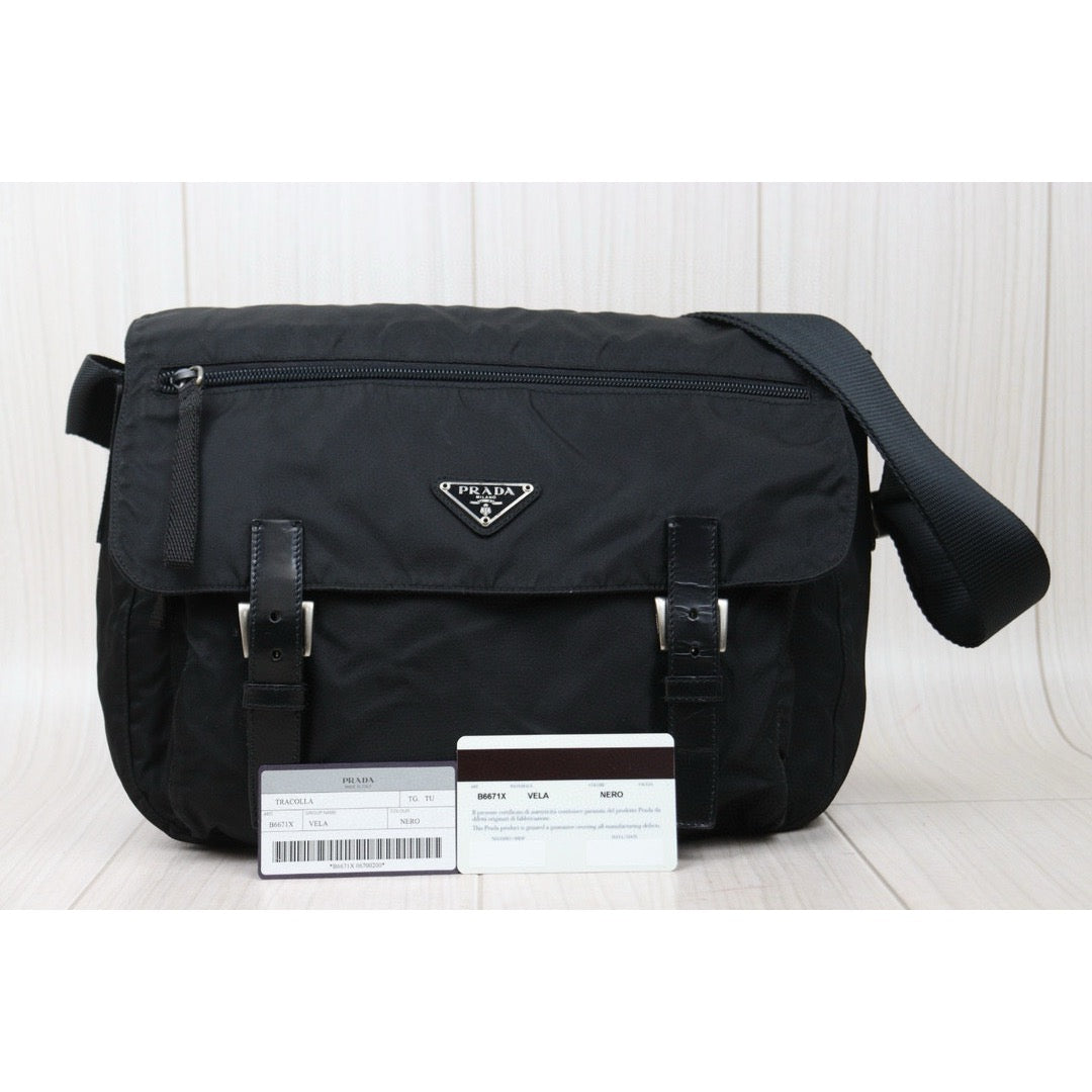 Good ( Rank AB)｜Prada  Nylon ShoulderBag Black｜24121203