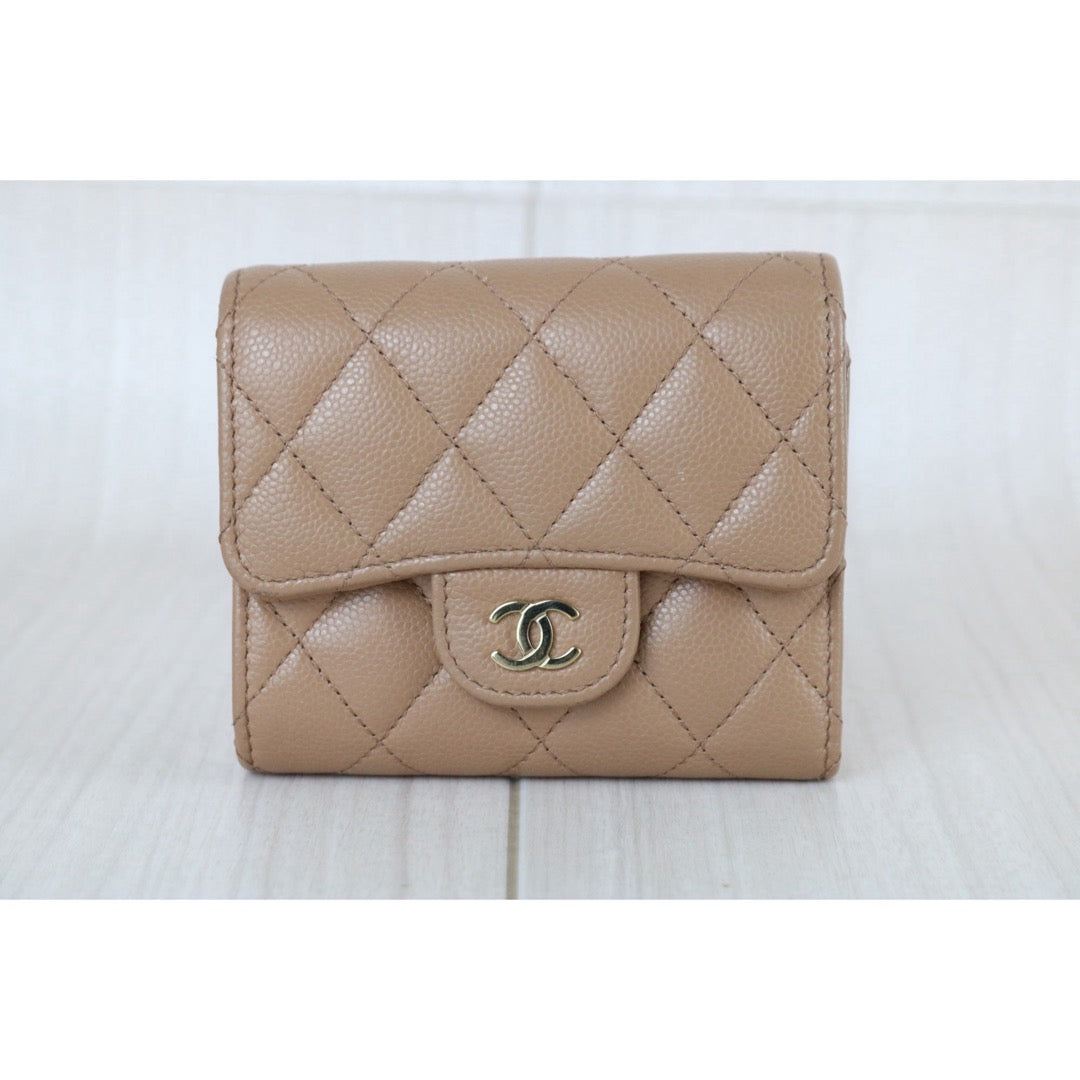 Include Entrupy Certificate of Authenticity｜Good ( Rank AB)｜Chanel Caviar Skin Nude Brown  Wallet IC Chips Model ｜S26072535