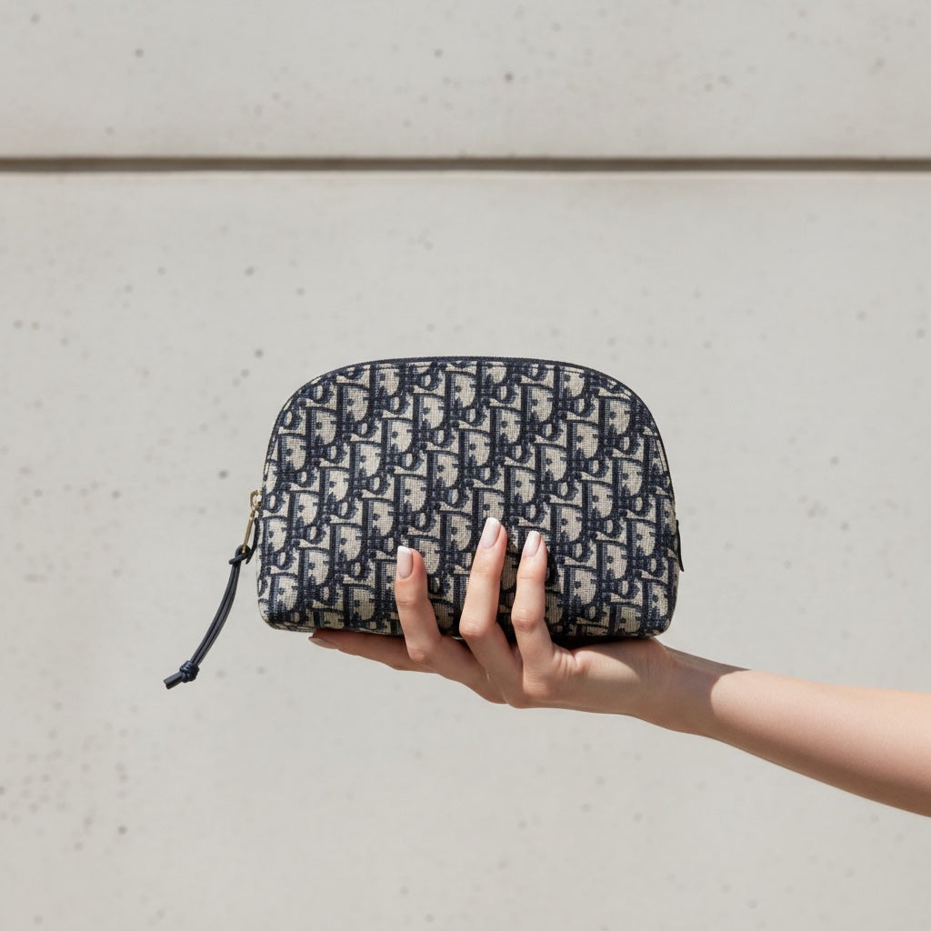 Include Entrupy Certificate of Authenticity｜Very Good ( Rank A)｜Dior Travel Oblique Cosmetic Pouch ｜S26042205