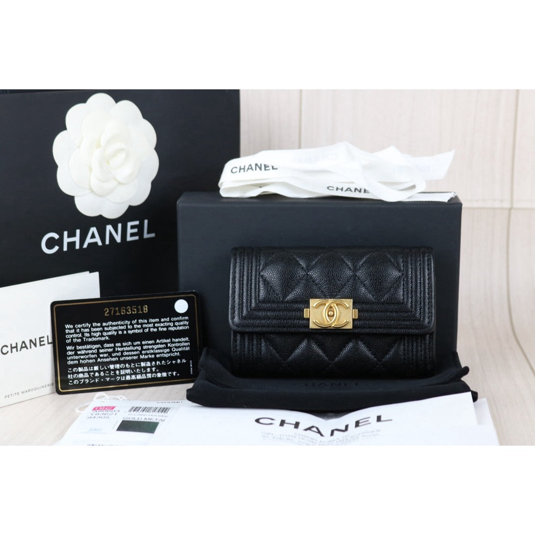 Include Entrupy Certificate of Authenticity｜Excellent（Rank SA）｜Full Set Chanel Caviar Skin Black Leboy Card Holder Made In 2019Year ｜X26051703