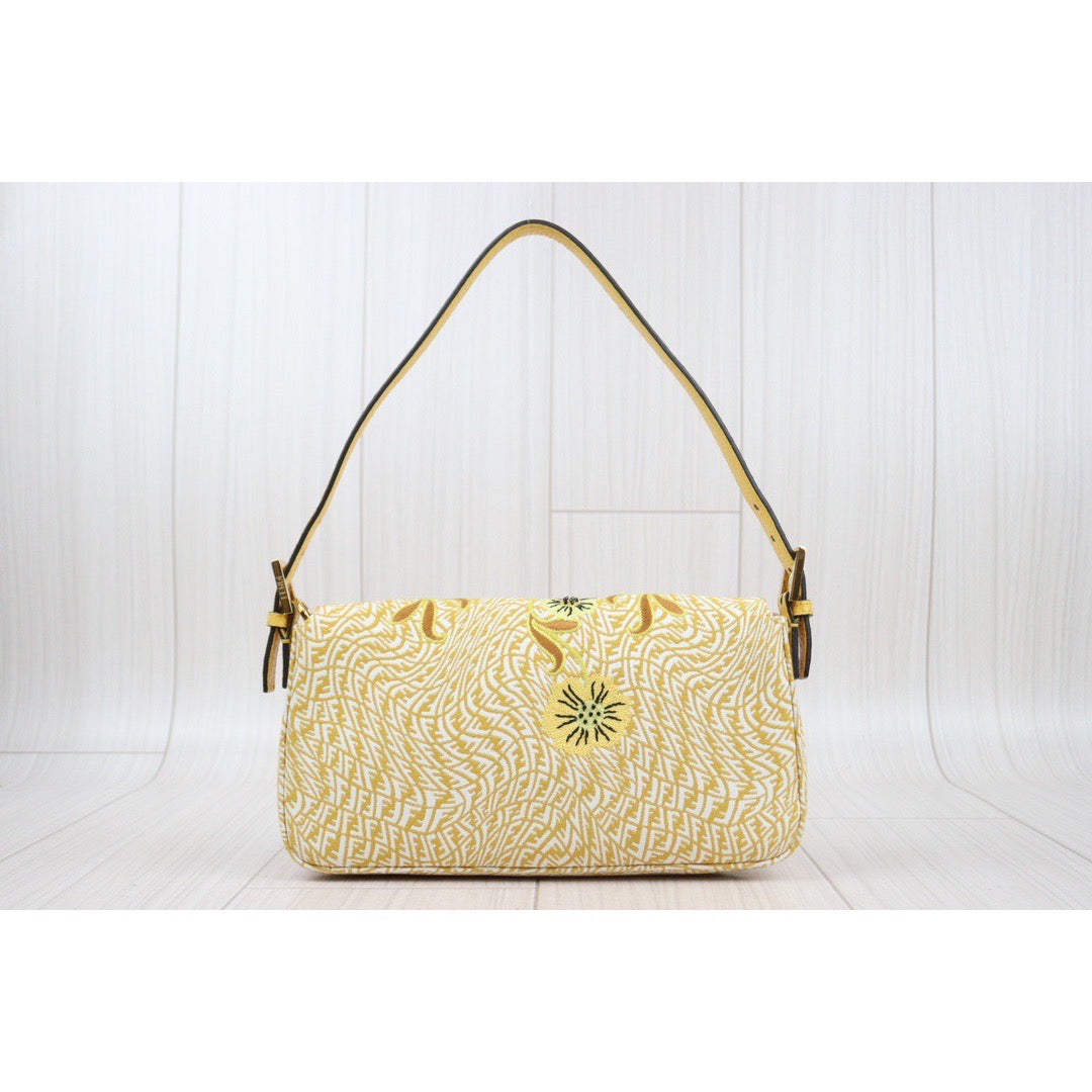 Excellent（Rank SA）｜FENDI Collection Series Baguette Embroidered Snake Leather Shoulder Bag ｜Q24030747