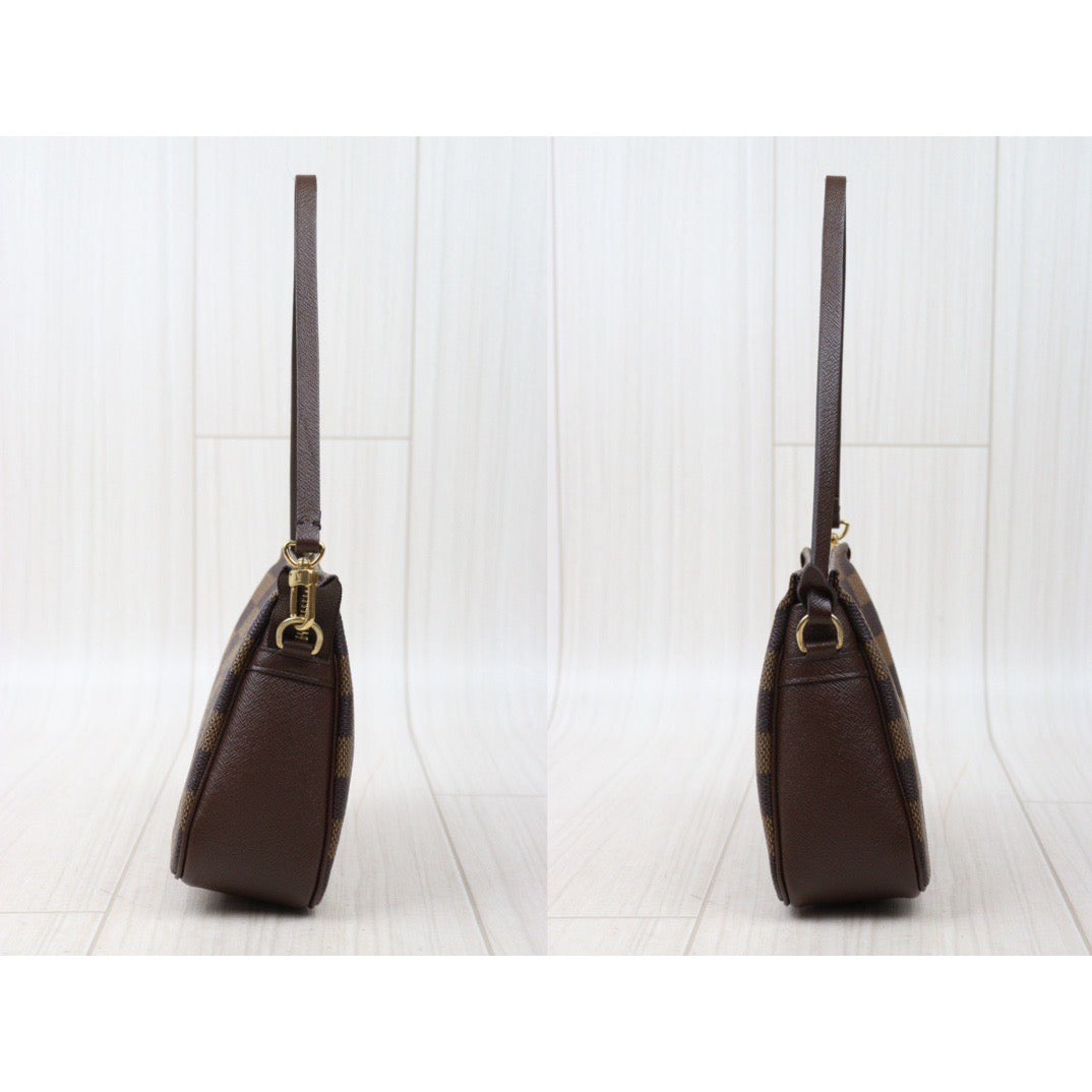 Rank A ｜ LV Damier Truth make up ｜24060612