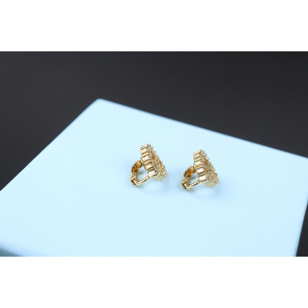 Very Good ( Rank A)｜ Dior CD Earring Gold Plated｜24072509