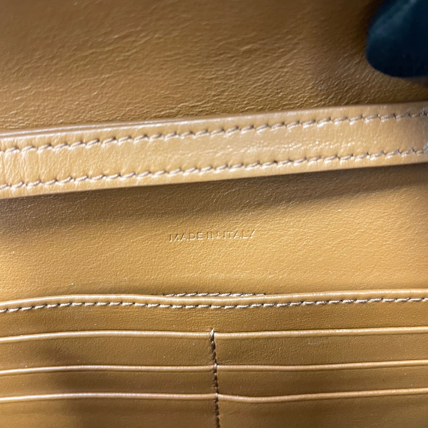 Include Entrupy Certificate of Authenticity｜Very Good ( Rank A) ｜ CELINE Macadam Triomphe Shoulder bag