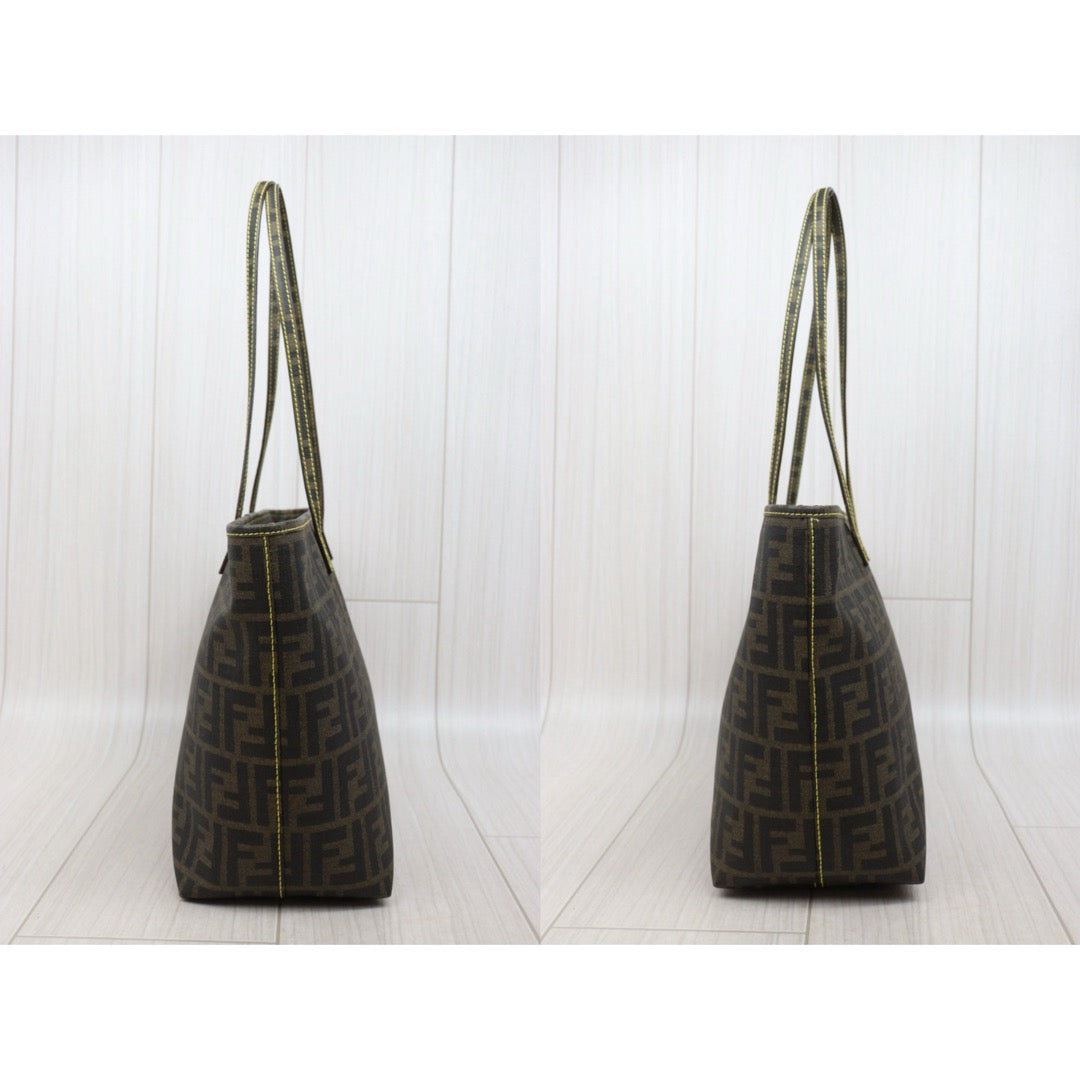 Very Good ( Rank A)｜ FENDI Zucca Mamma  Baguette Tote Bag｜26030515