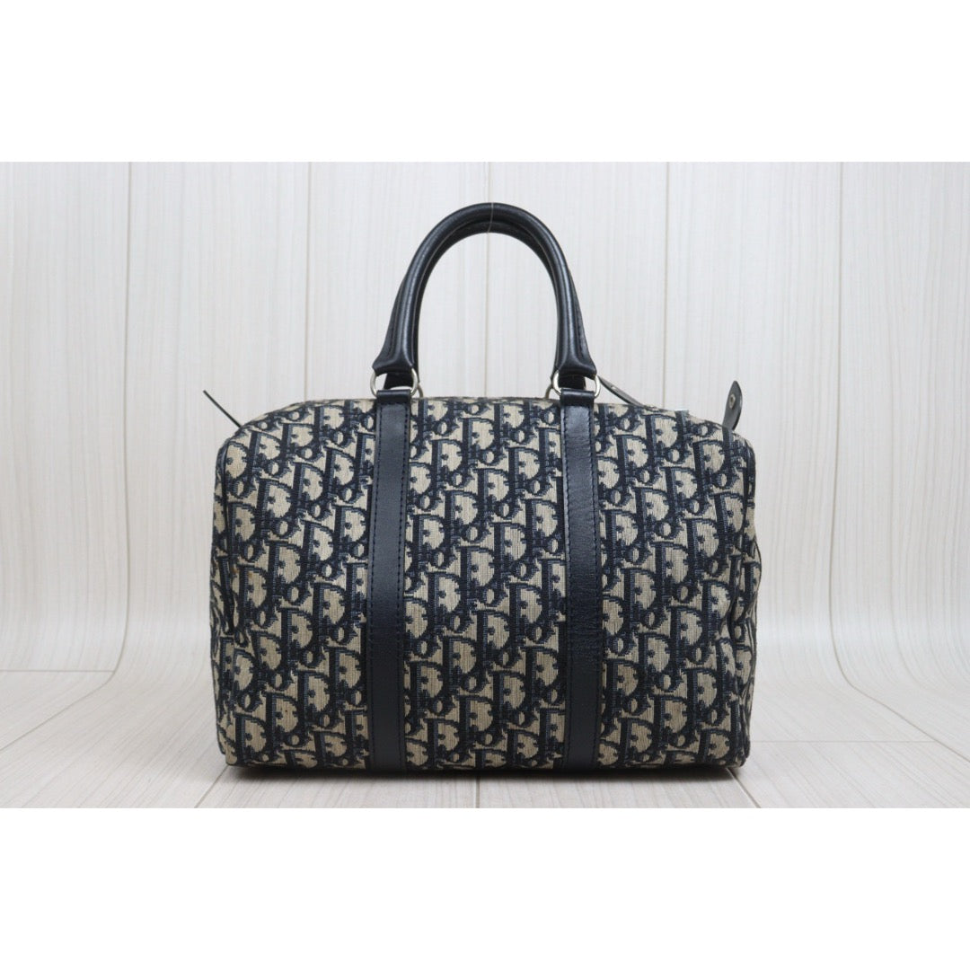 Include Entrupy Certificate of Authenticity｜Good ( Rank AB) ｜ Dior Trotter  Poston 30 HandBag  ｜26062603