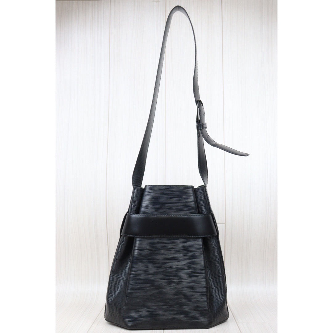 Rank AB｜ LV Epi Sack de Paul Shoulder Bag｜24042302