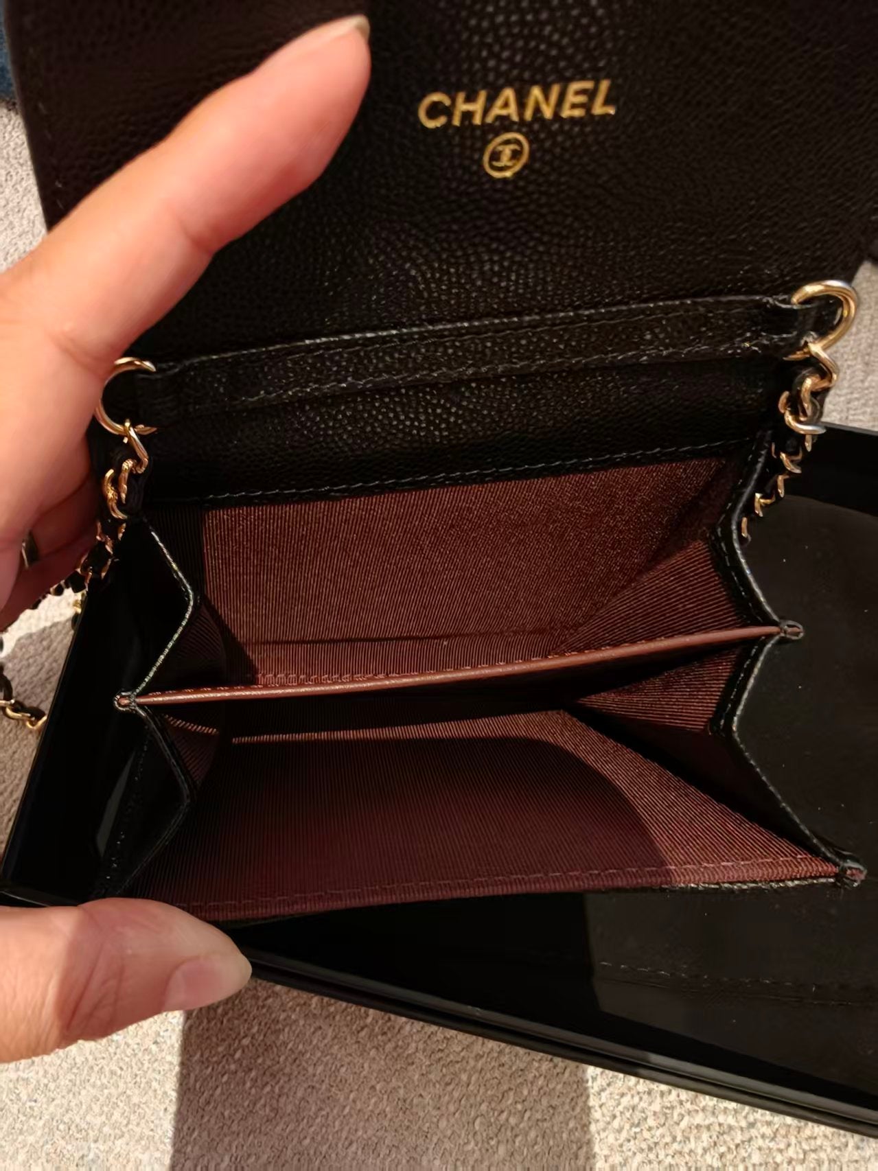 Include Entrupy Certificate of Authenticity｜CHANEL Caviar Skin Chain Shoulder Bag Black