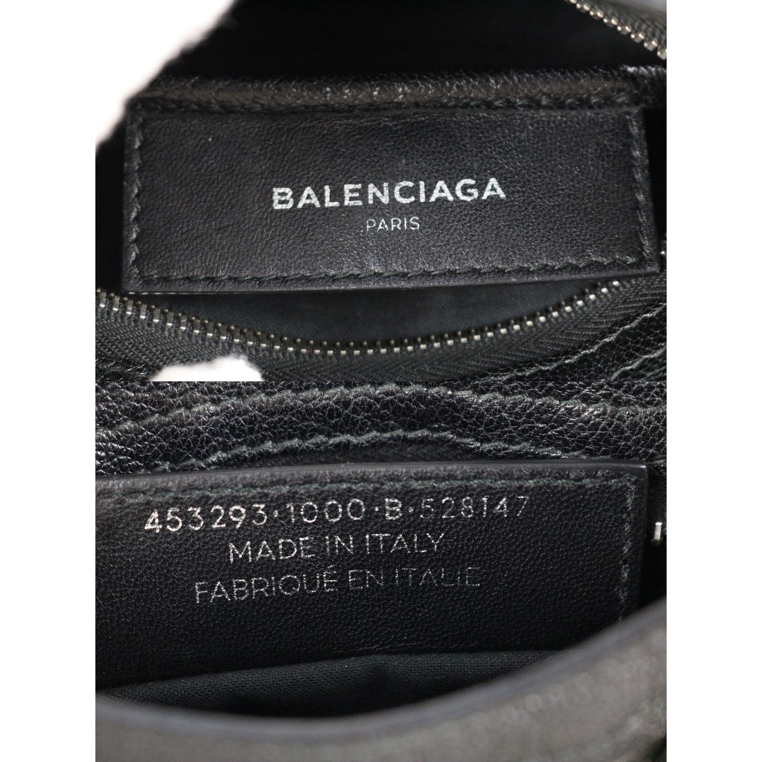 Include Entrupy Certificate of Authenticity｜Very Good ( Rank A)｜Balenciaga Goatskin  Edge Classic Nano City  Black HandBag Shoulder Bag ｜W26030405