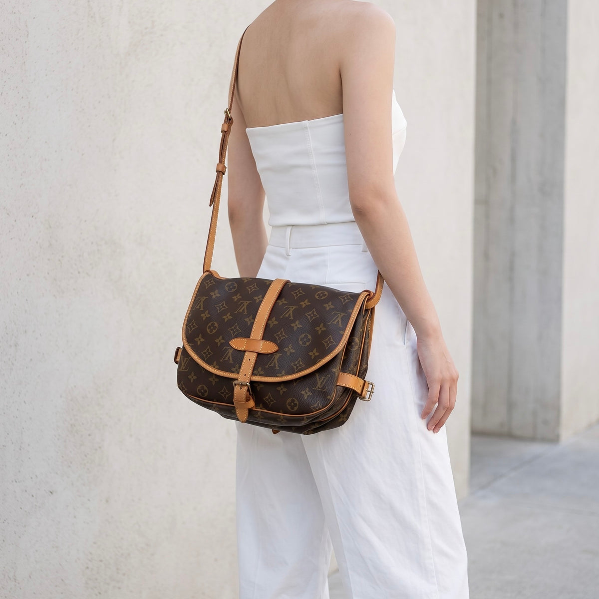 Include Entrupy Certificate of Authenticity｜Good ( Rank AB) ｜ Louis Vuitton Monogram Saumur 30 Shoulder Bag｜26093003