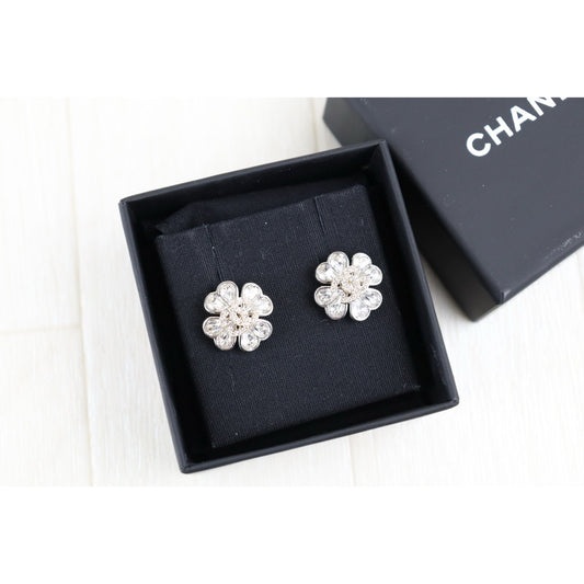 Very Good ( Rank A)｜ CHANEL  Coco Mark  Four leaf clover Rhinestone  Earrings ｜H25011105
