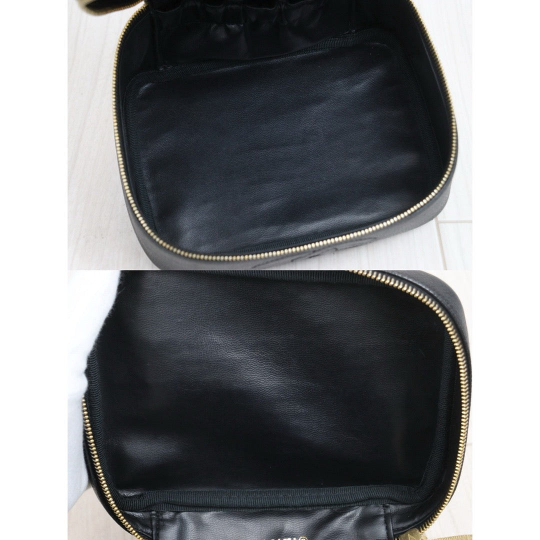 Include Entrupy Certificate of Authenticity｜Good ( Rank AB)｜ CHANEL Caviar Skin Vanity Case  Black Made In 1994-1996 Year｜26072403