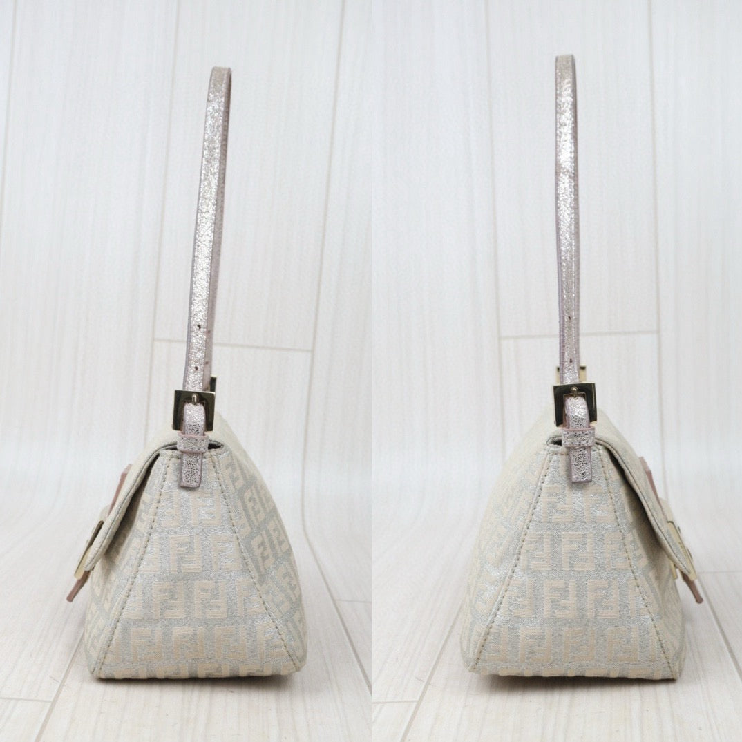 Rank A｜  FENDI Mamma Baguette Shoulder Bag Silver ｜24080603