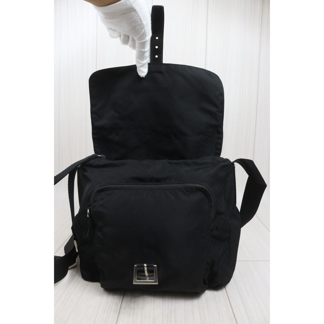 Include Entrupy Certificate of Authenticity｜Good ( Rank AB) ｜Prada  Nylon Black Shoulder Bag｜26092203
