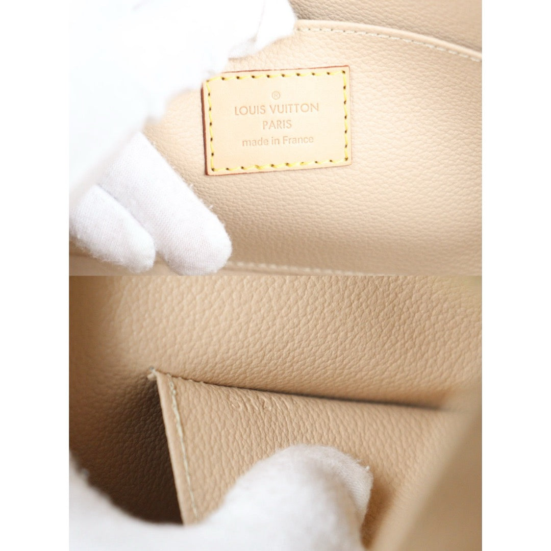 Very Good ( Rank A)｜LV Monogram GM Pochette Cosmetics ｜25101401