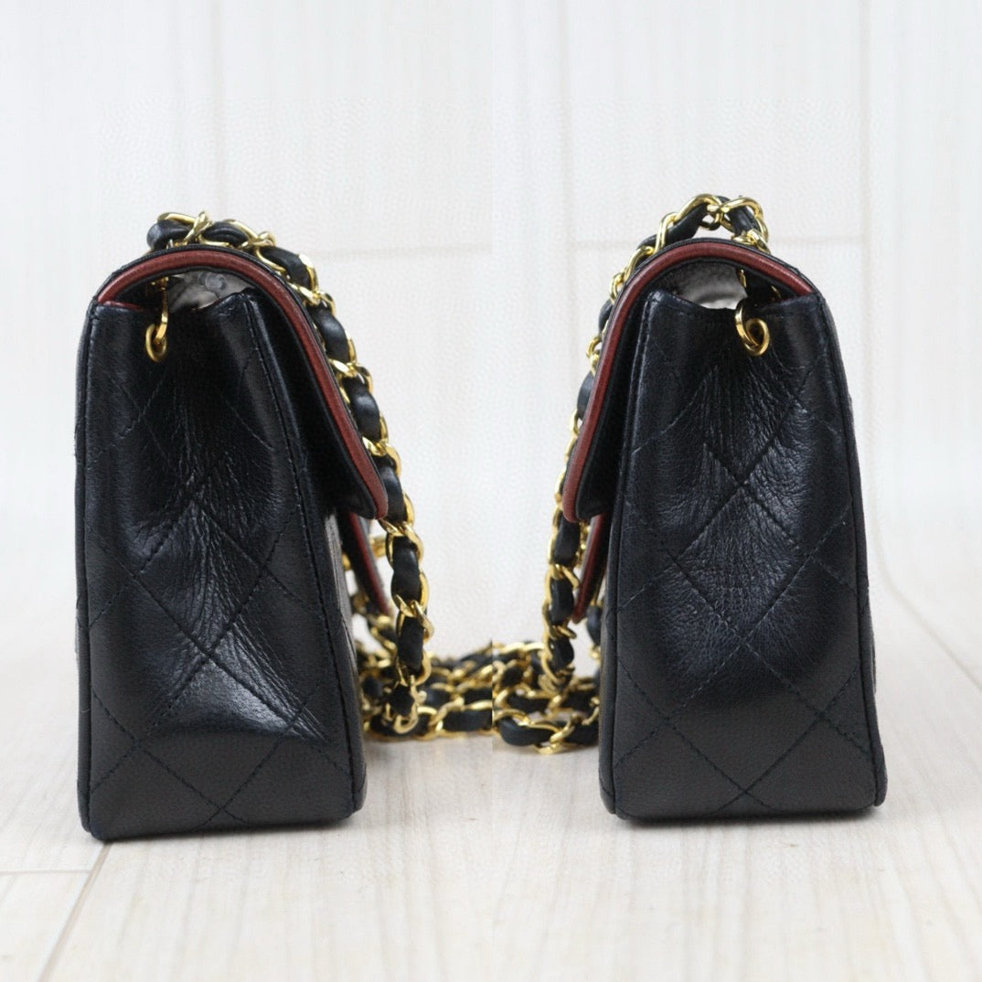 Good ( Rank AB)｜ CHANEL Lanbskin Square 17  Shoulder Bag Black Made In 1989～1991Year ｜P24083004