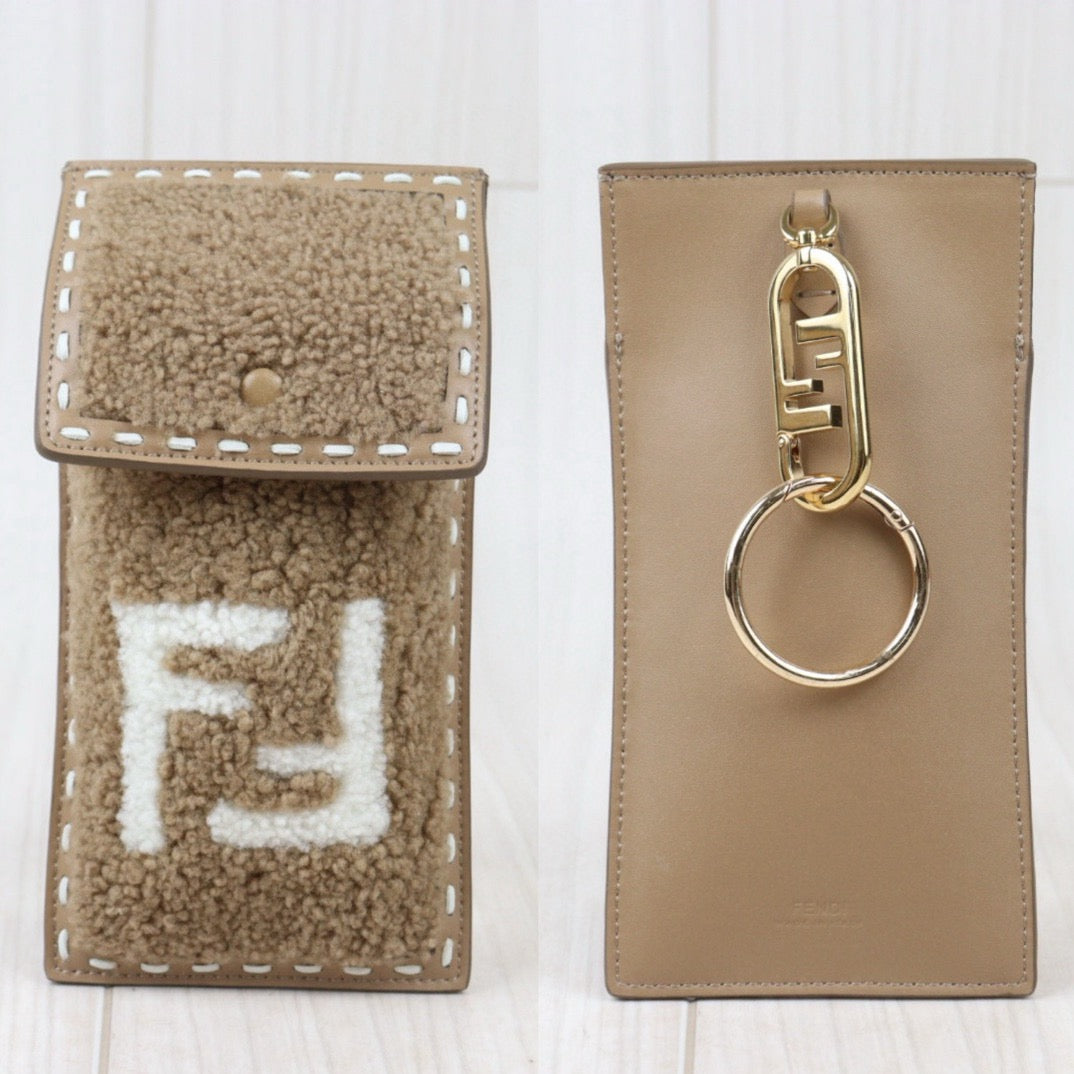 Very Good ( Rank A)｜ FENDI Wool Smart Phone Pochette  ｜24080520