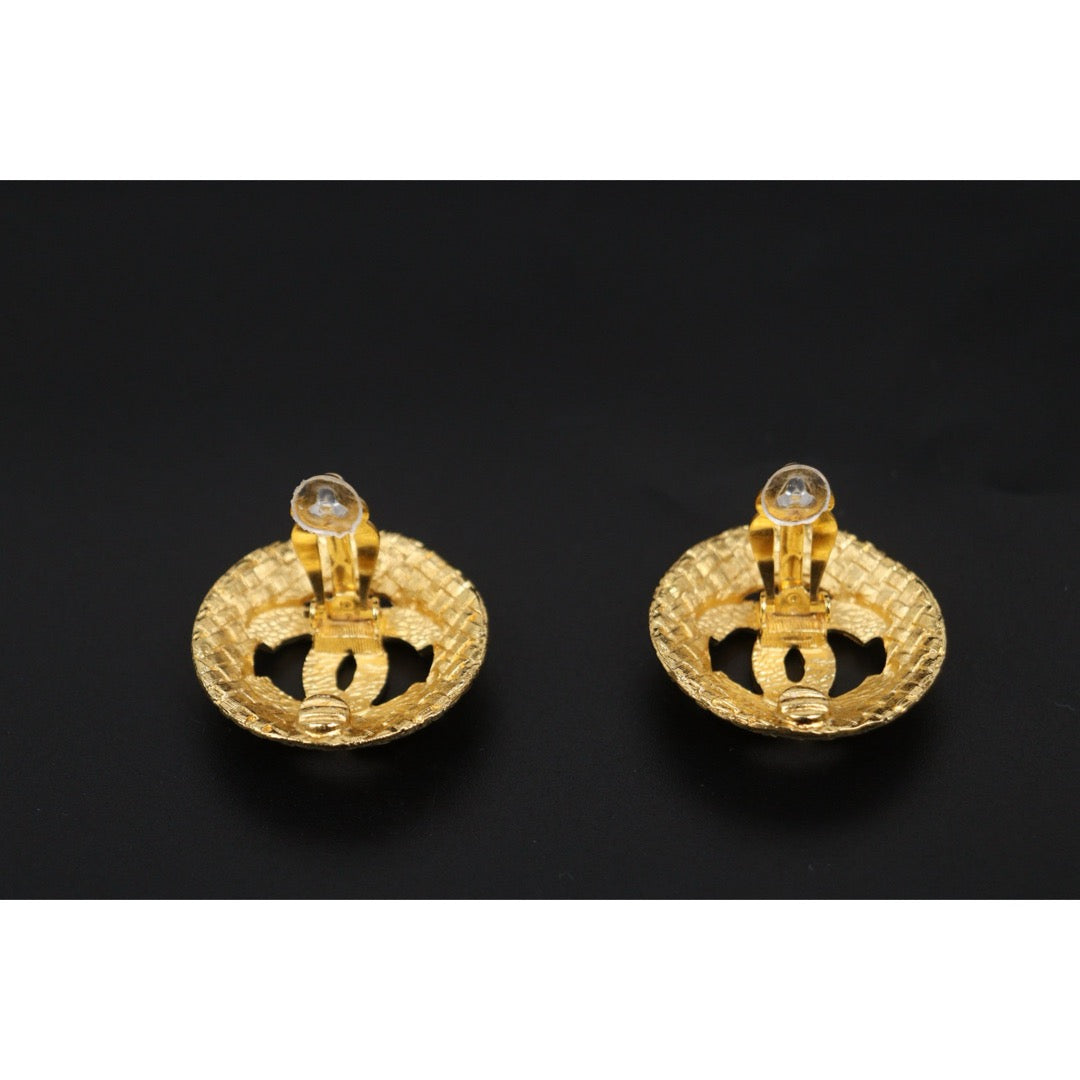 Very Good ( Rank A) ｜ CHANEL Coco Mark  Weave Gold Earrings Made In 1992Year GM｜25122306