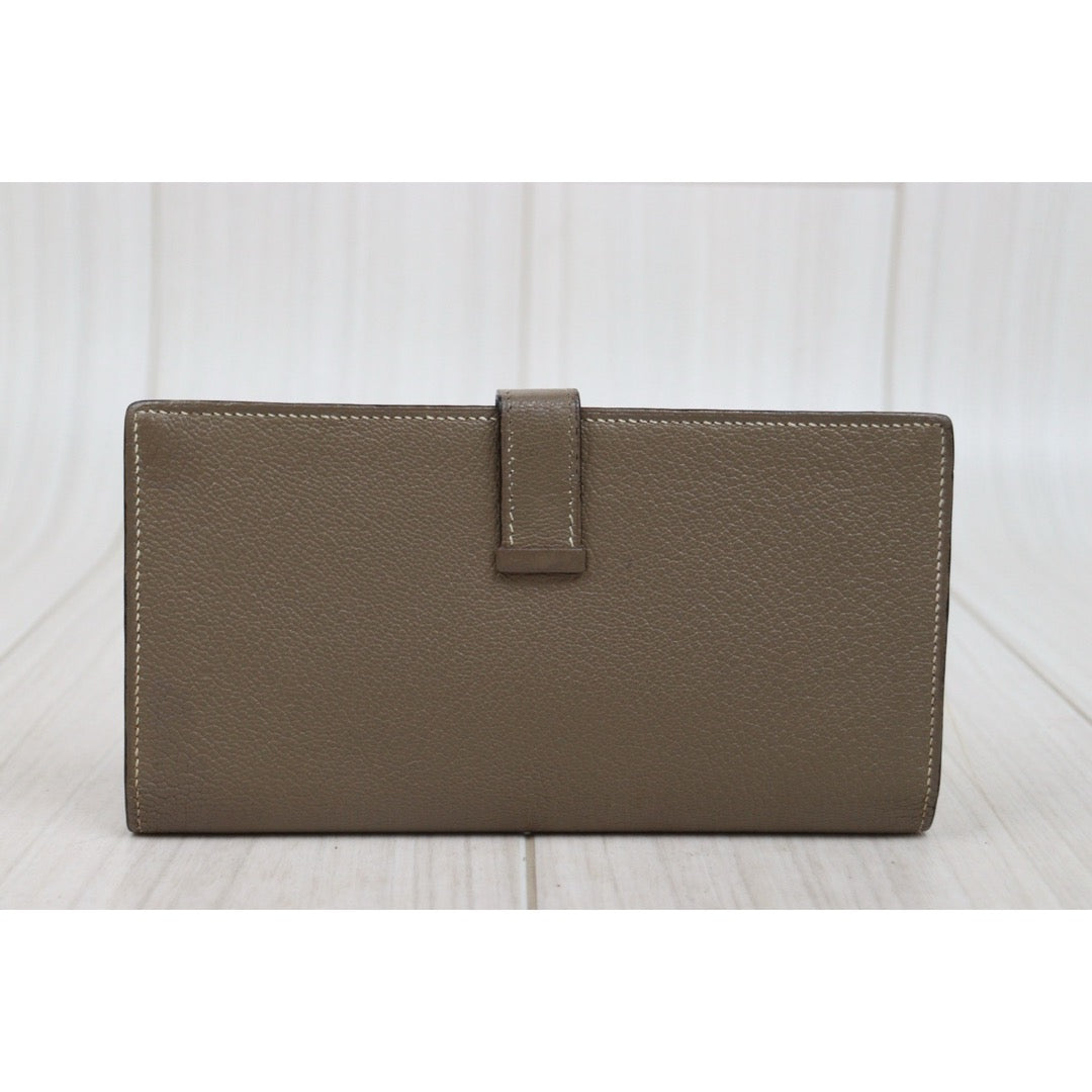 Good ( Rank AB)｜ HERMES Hermes Bean Long Wallet Etoupe Gray □J Stamp Made In 2006 Year｜V25101613