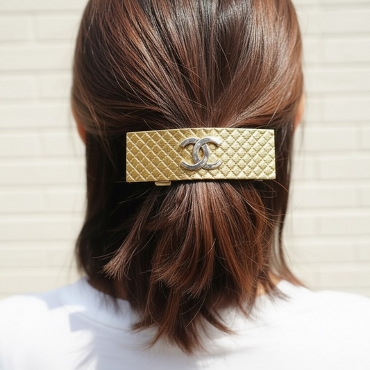 Include Authentic Detective Certificate of Authenticity｜Very Good ( Rank A)｜ CHANEL 98P Coco Mark  Diamond Pattern  Golden Hair Clip｜Y26040708