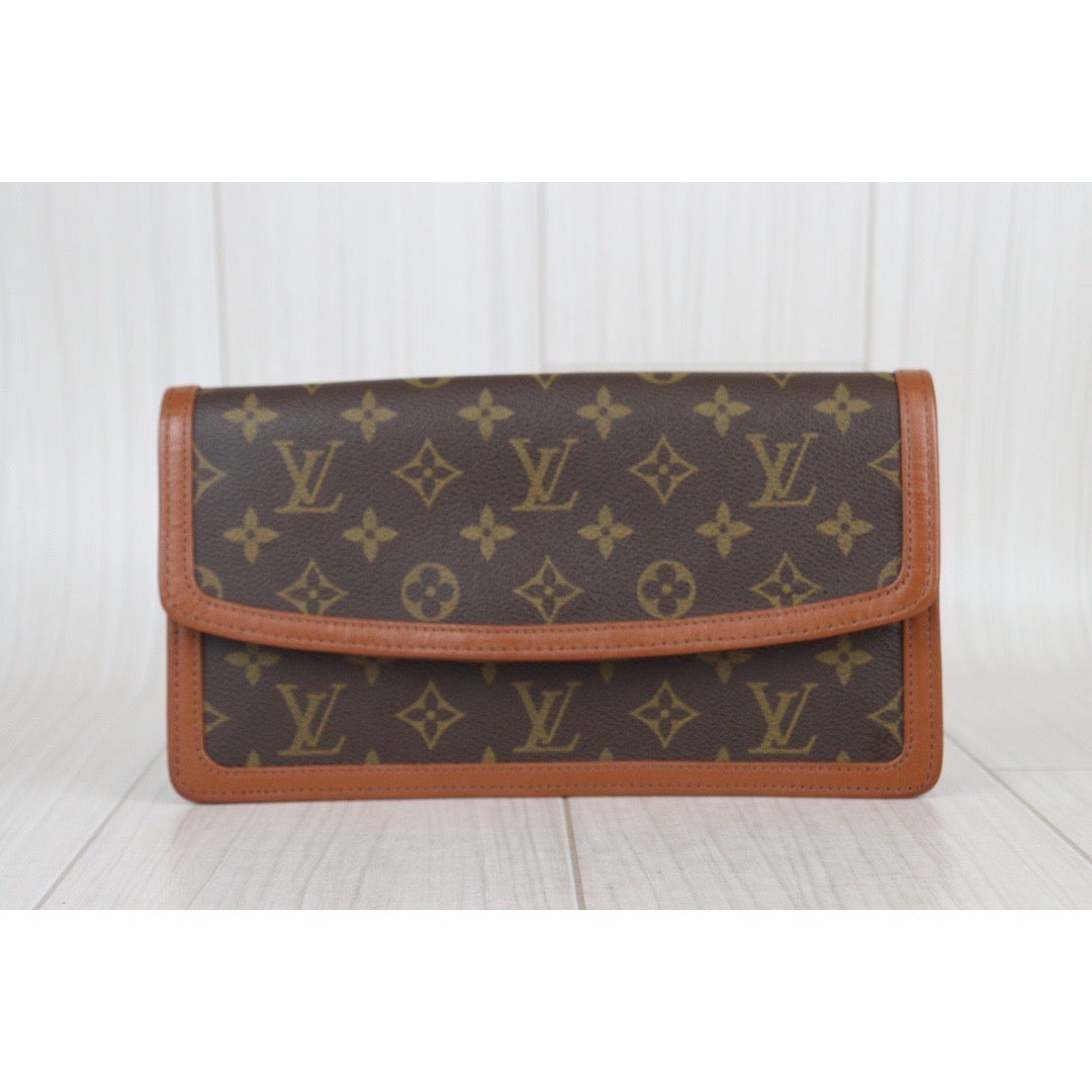 Rank A ｜ LV Monogram Pochette Dame 26 Vintage Clutch Bag｜23092614