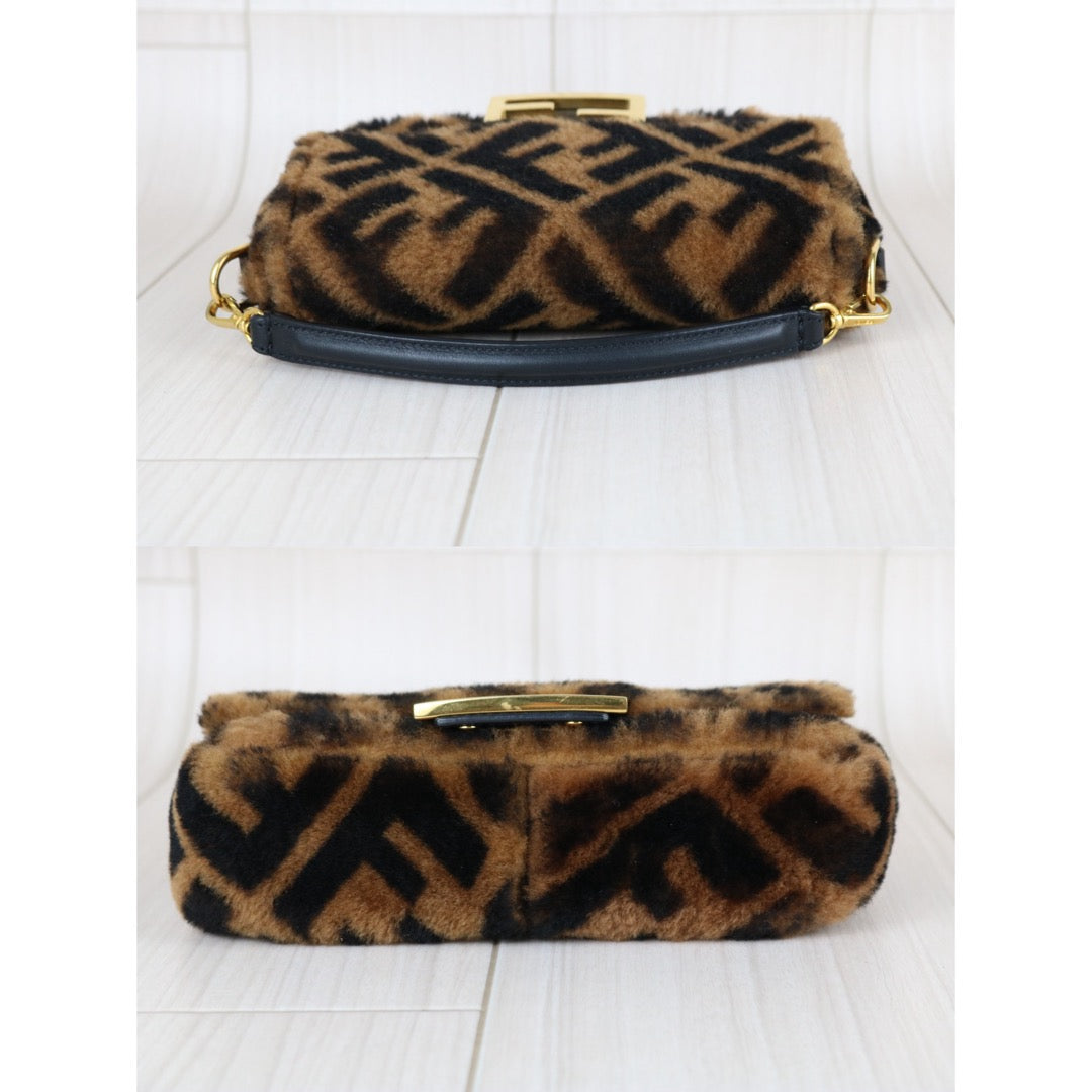 Very Good ( Rank A)｜ FENDI Zucca Mamma Baguette Sheep Skin Brown Shoulder Bag PM｜S25111302