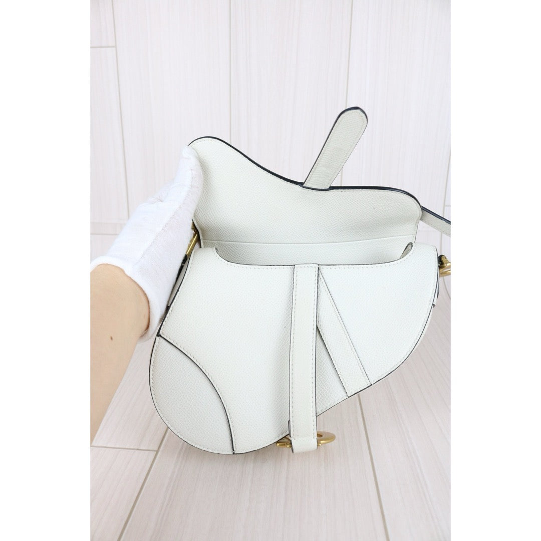 Good ( Rank AB)｜  Dior Calfskin Medium Saddle Bag White   ｜B25041501