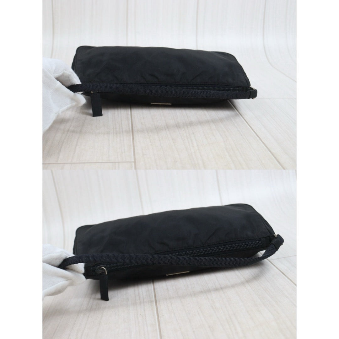 Include Entrupy Certificate of Authenticity｜Very Good ( Rank A)｜ PRADA Nylon Black Shoulder Bag ｜26082603