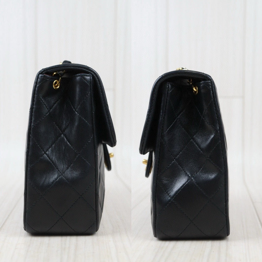 Good ( Rank AB)｜ CHANEL Black Lanbskin Square 20 Shoulder Bag Made In 1989～1991Year ｜W24080701